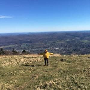 Meet your Posher, Abby